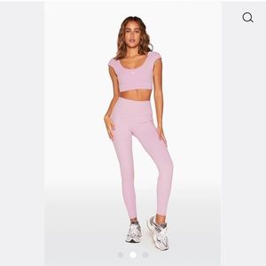 SET ACTIVE 2 piece workout set CAP SLEEVE BRA + LUX FORM LEGGING NEW** SIZE S